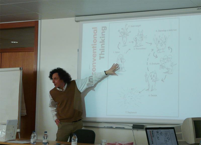 Jeffrey doing workshop on anticonventional thinking in Faro